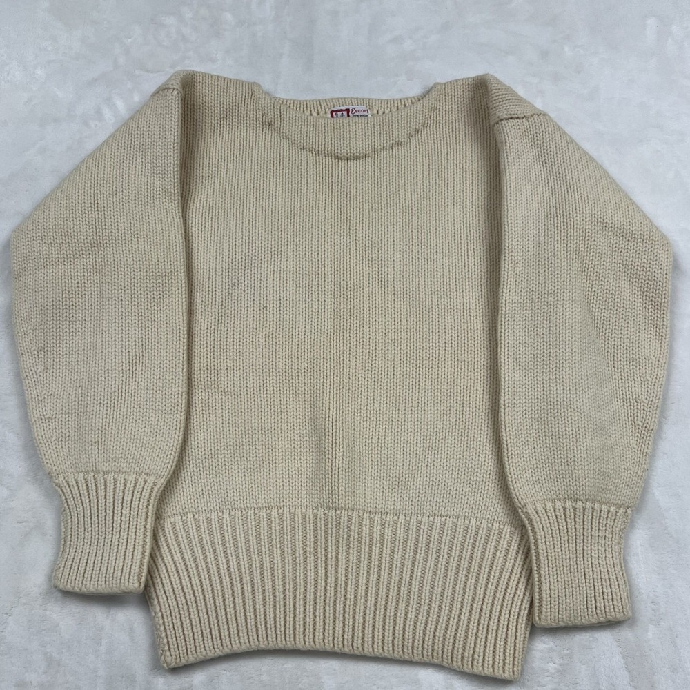 Escort Crewneck Sweater Unisex Medium Cream 100% Virgin Wool Heavy Knit Vintage